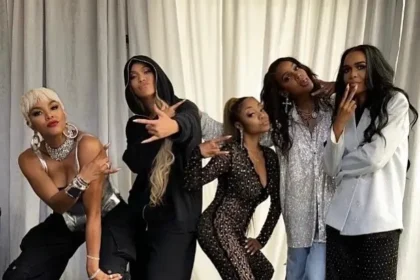 Destiny's Child Reunites: Epic Photo with Beyoncé Breaks the Internet